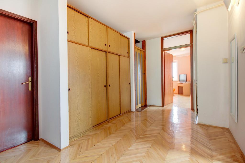 Apartment Mario Мали-Лошинь Номер фото