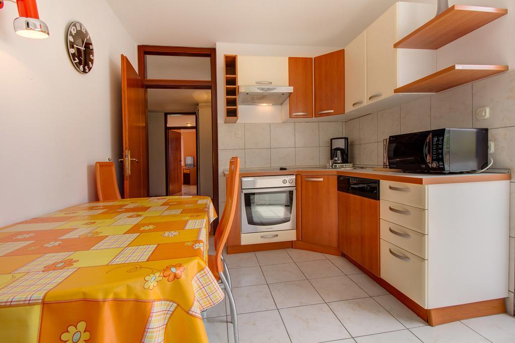Apartment Mario Мали-Лошинь Номер фото